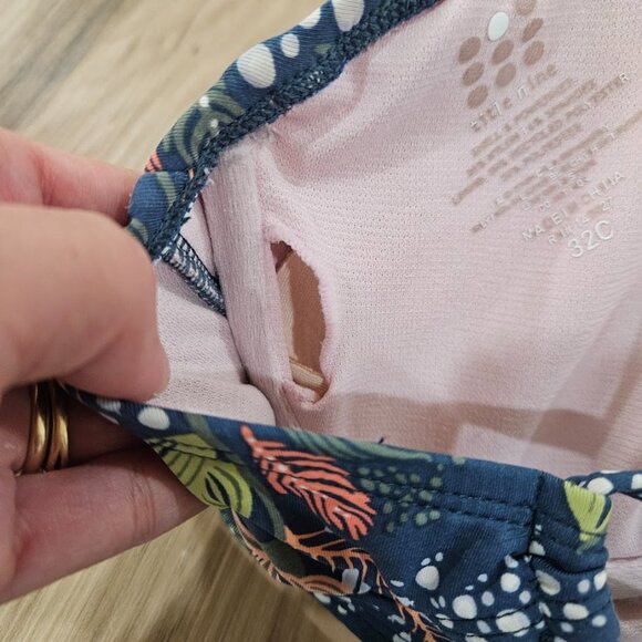 Title Nine Tidal Rave Underwire Agave Blue Floral Bikini Top Keukenhof 32C Swim - Picture 13 of 14